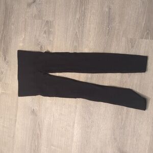 Assets by Spanx red hot label leggings size small?